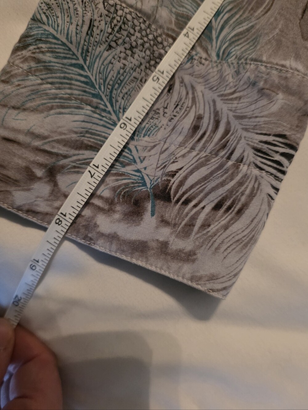 Tianello Vintage Feather Print Button Up Size L Made In The USA - Picture 8 of 10